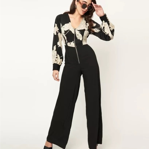 🌟NEW🌟 Floral Retro Style Jumpsuit with Skirt Overlay - Picture 5 of 12